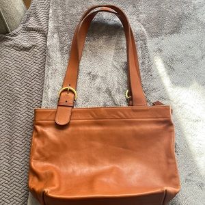 Coach tan leather shoulder bag